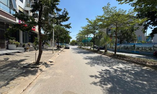 CHO THUÊ LIỀN KỀ B1.1, 04 TẦNG 01 TUM, KĐT THANH HÀ, HÀ ĐÔNG, HÀ NỘI